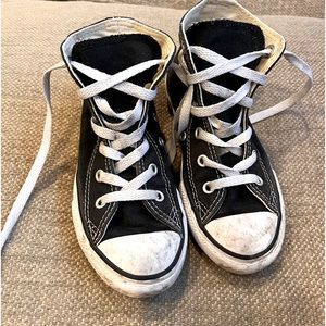 Converse kids size 12.5